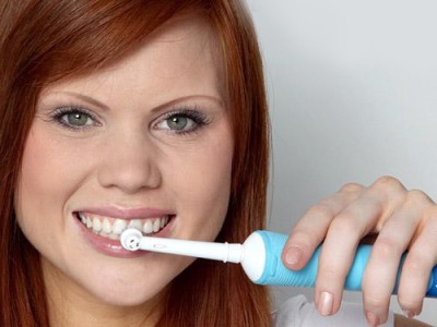 Електрична зубна щітка: огляд, характеристики, відгуки