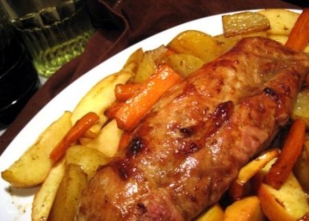 Запечена картопля: рецепт в духовці з м'ясом і в мундирі