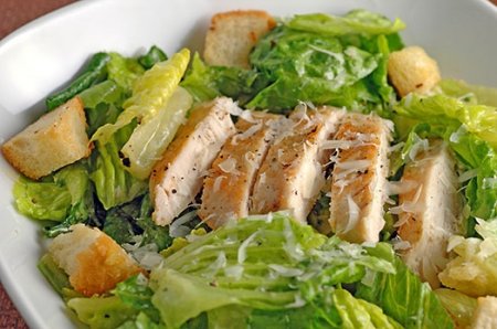 Рецепт "Цезар з куркою" - готуємо всіма улюблений салат будинку