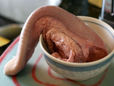 Як приготувати яловичий язик: кілька смачних рецептів