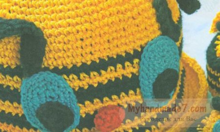 Дитяча шапочка і черевички "Бджілка": в'язання гачком для дітей
