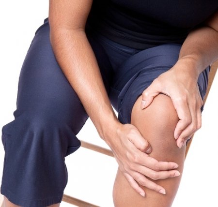 Чому хрумтить коліно? Лікування колінного суглоба