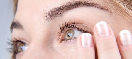 Чому сверблять очі. Причини свербіння очей. Розкрито основні причини свербіння повік і подразнення очей.