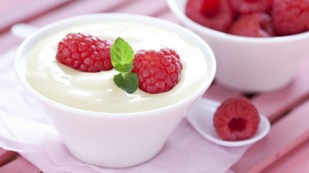 Як зробити йогурт в мультиварці?
