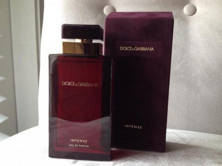   Dolce & Gabbana Pour Femme: , 