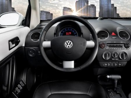 Volkswagen New Beetle: ,   