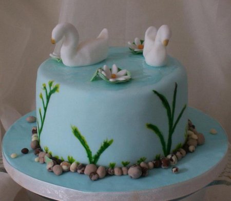 "Лебедине озеро" - торт, який став кращим десертом