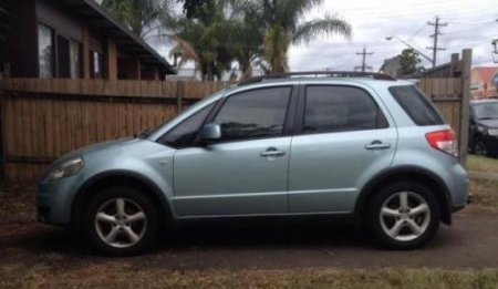 Suzuki SX4:  ,   