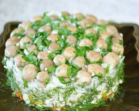 Робимо смачний грибний салат