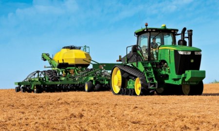   ĳ (John Deere).  