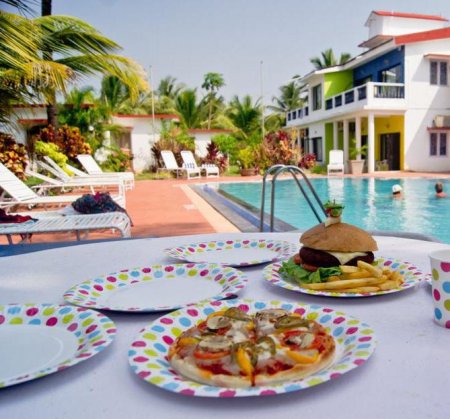  3* Longuinhos Beach Resort (/):    