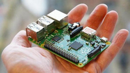 Raspberry Pi 2: ,   