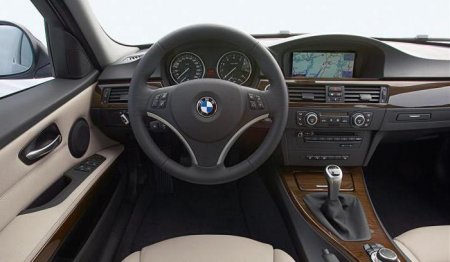  BMW 320i:  , , 