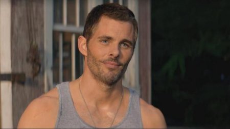 "  " (The Best of Me): , , . "  " -     ͳ 
