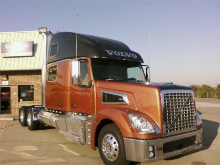 Volvo VNL:  ,  , 