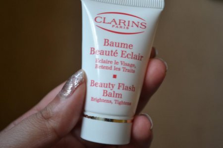  Clarins:  ,  , 