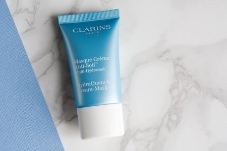  Clarins:  ,  , 